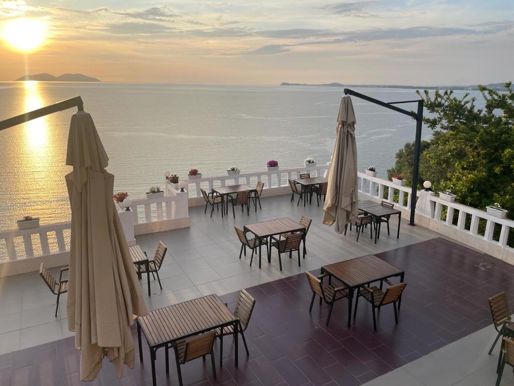 Sea View Apartments วญอเรอ ภายนอก รูปภาพ